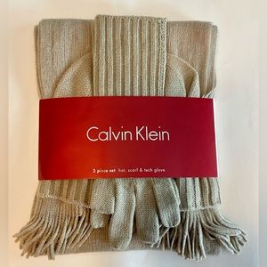 Calvin Klein 3 piece winter set, hat, scarf, gloves.